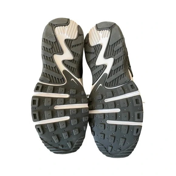 NWOT Nike Air Max Cream and Black Leopard Sneakers - Picture 9 of 10